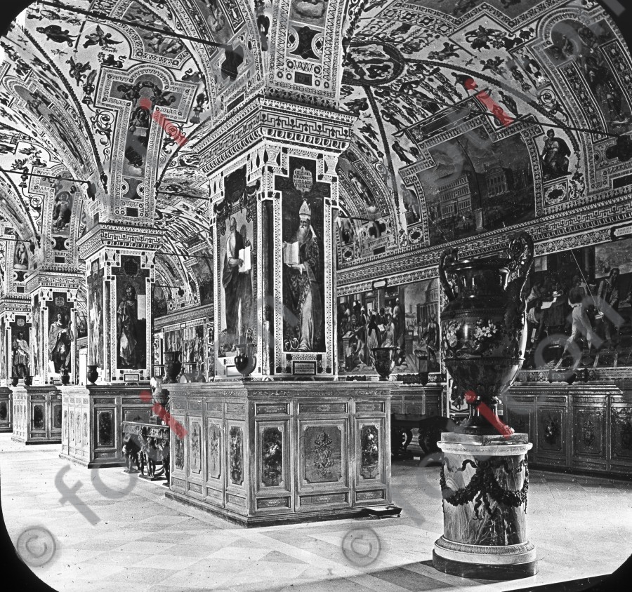 Die Bibliothek im Vatikan - Foto foticon-simon-033-016-sw.jpg | foticon.de - Bilddatenbank für Motive aus Geschichte und Kultur